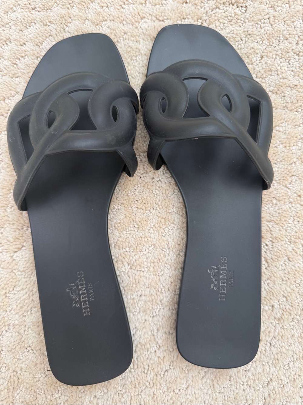 Hermes Black Cutout 'H' Slide Sandals - Picture 1 of 2